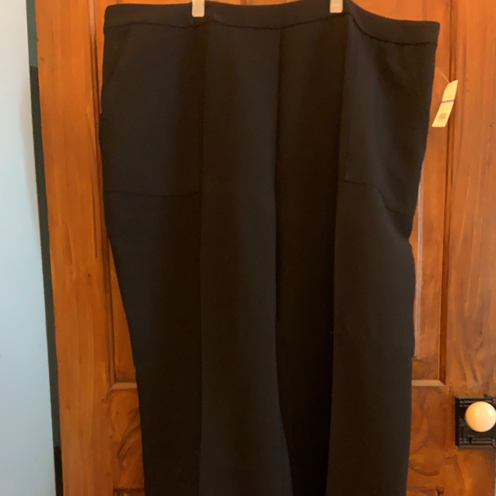 The Limited wide-leg black pants.